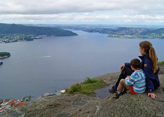 Beautiful Near Bryggen Balcony Fireplace *